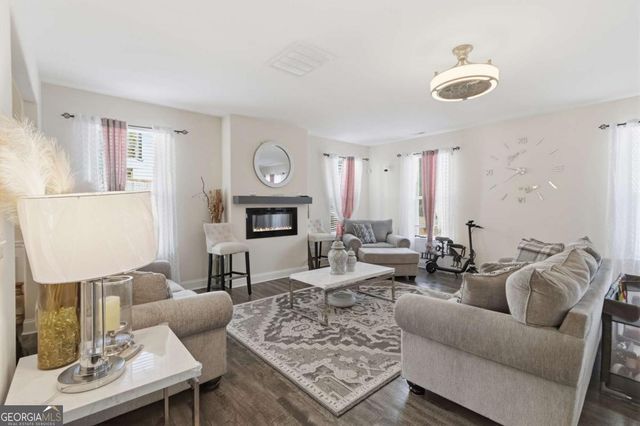 212 Sophie Circle 28, Locust Grove, GA 30248