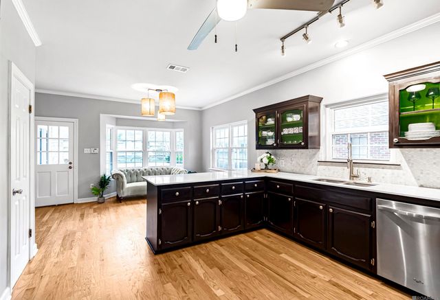 3028 Zeeland Ave, Baton Rouge, LA 70808