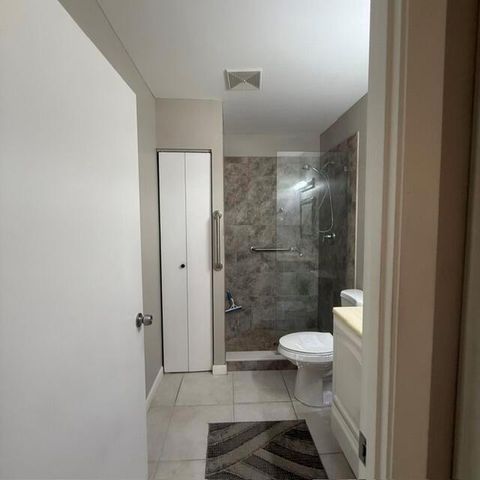 166 Lake Meryl Drive, West Palm Beach, FL 33411