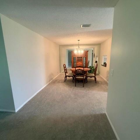166 Lake Meryl Drive, West Palm Beach, FL 33411