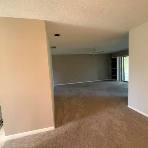 166 Lake Meryl Drive, West Palm Beach, FL 33411