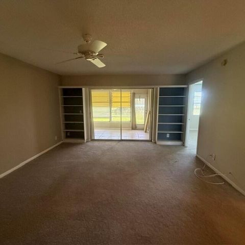 166 Lake Meryl Drive, West Palm Beach, FL 33411