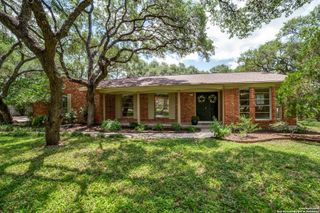 100 end gate, Shavano Park, TX 78231