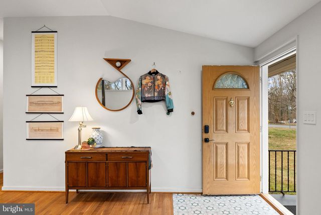 7405 ADD DR, Falls Church, VA 22042