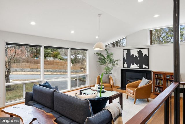 7405 ADD DR, Falls Church, VA 22042