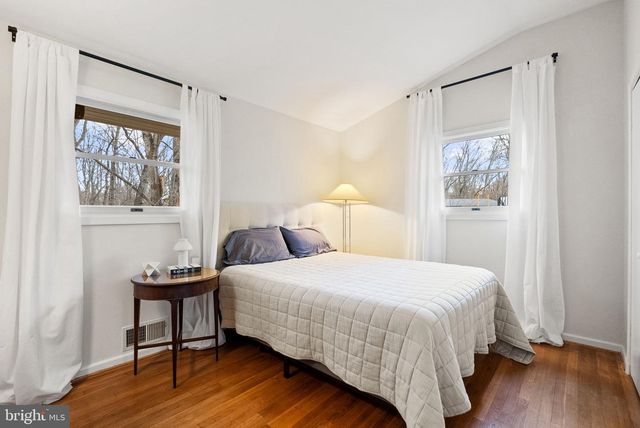 7405 ADD DR, Falls Church, VA 22042