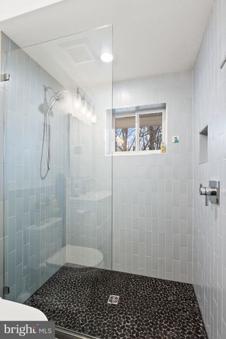 7405 ADD DR, Falls Church, VA 22042