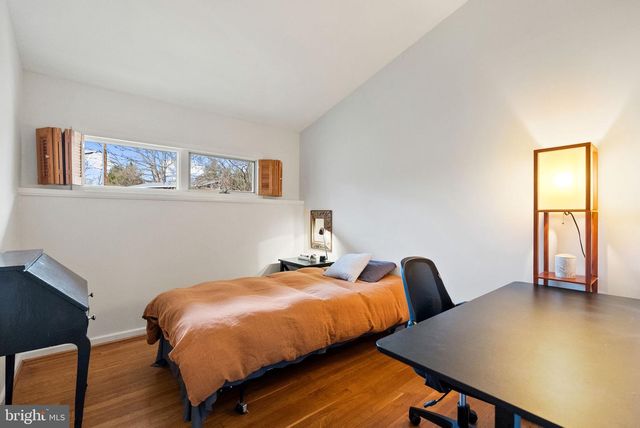 7405 ADD DR, Falls Church, VA 22042