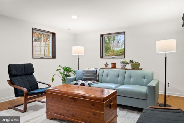 7405 ADD DR, Falls Church, VA 22042