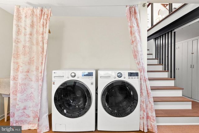 7405 ADD DR, Falls Church, VA 22042