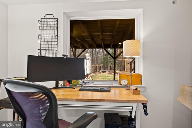 7405 ADD DR, Falls Church, VA 22042