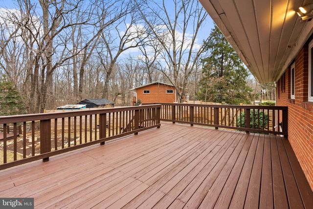 7405 ADD DR, Falls Church, VA 22042