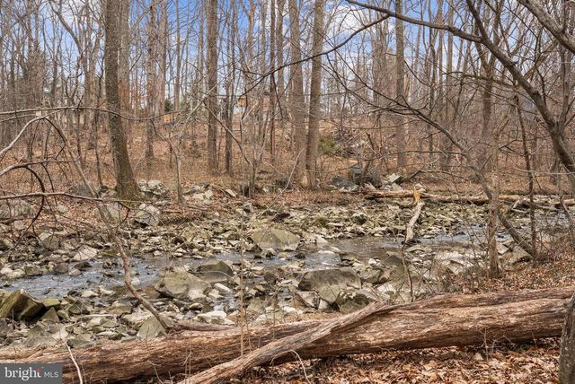 7405 ADD DR, Falls Church, VA 22042