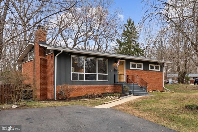 7405 ADD DR, Falls Church, VA 22042