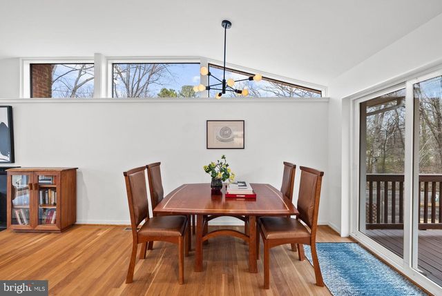 7405 ADD DR, Falls Church, VA 22042