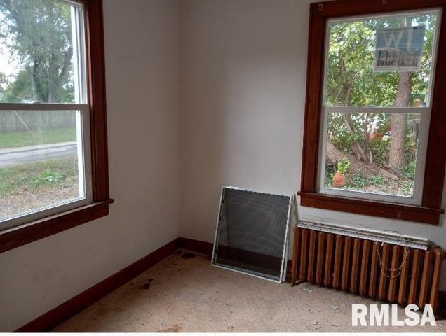 1415 E HENDRYX Lane, Peoria, IL 61615