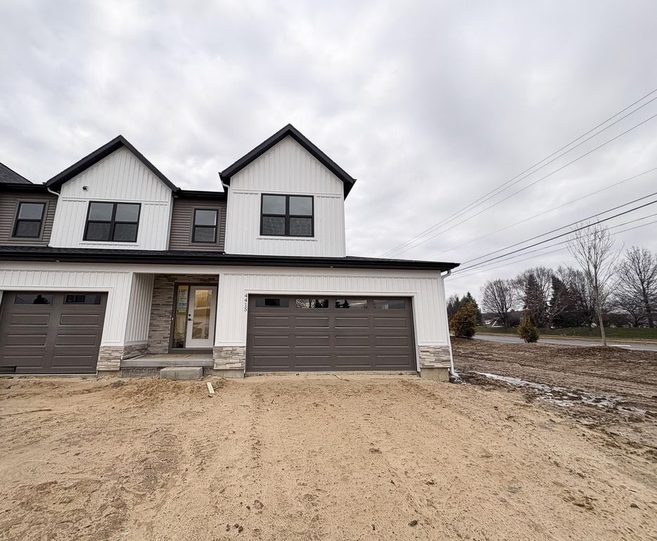 4415 Trillium Court SE, Kentwood, MI 49512