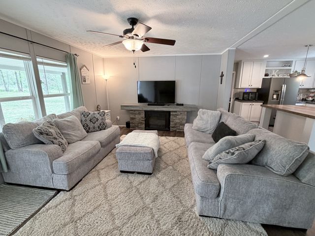 720 Trussell Rd, Monteagle, TN 37356