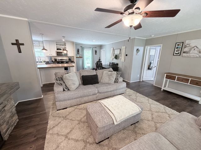 720 Trussell Rd, Monteagle, TN 37356