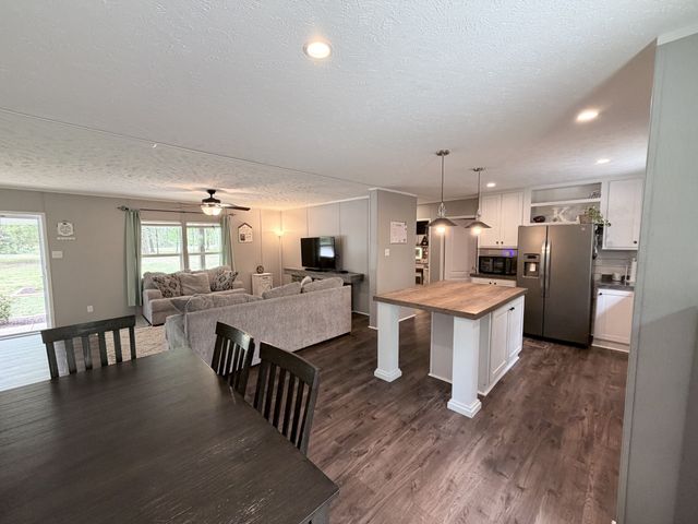 720 Trussell Rd, Monteagle, TN 37356