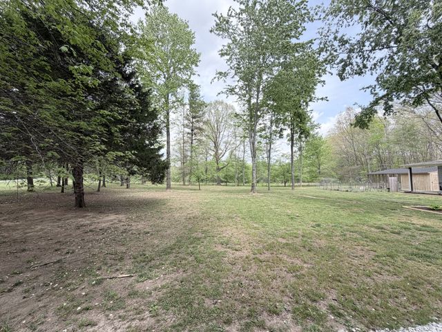 720 Trussell Rd, Monteagle, TN 37356