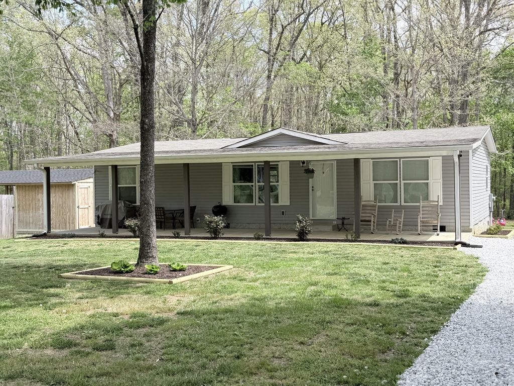 720 Trussell Rd, Monteagle, TN 37356