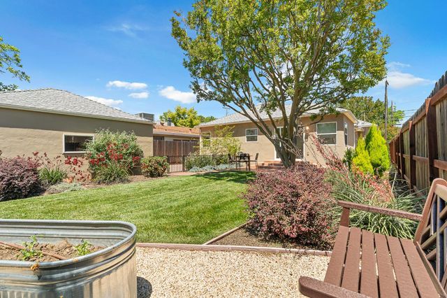 5200 J St, Sacramento, CA 95819