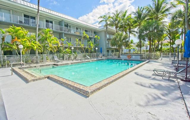 7401 SW 82nd St 207S, Miami, FL 33143