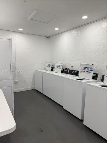 7401 SW 82nd St 207S, Miami, FL 33143