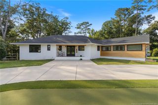 820 Saint Pauls Drive, Raeford, NC 28376