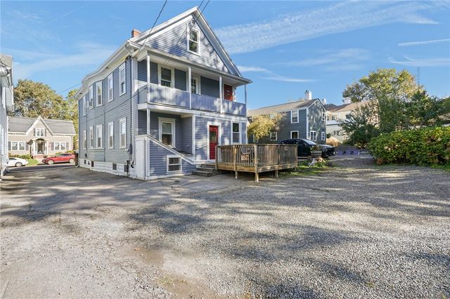 48 Constitution Street 1, Bristol, RI 02809