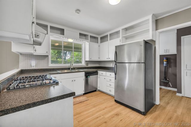 5708 S Louisville Avenue, Tulsa, OK 74135