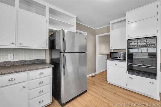 5708 S Louisville Avenue, Tulsa, OK 74135