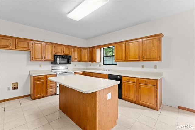 1245 Tanglewood Trace, O'fallon, IL 62269