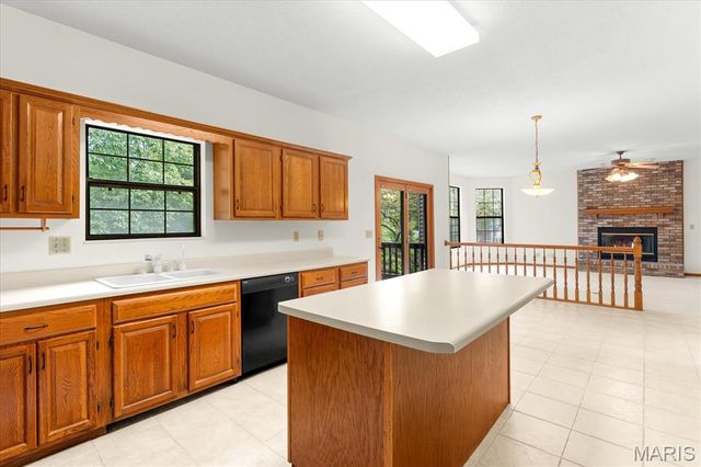 1245 Tanglewood Trace, O'fallon, IL 62269