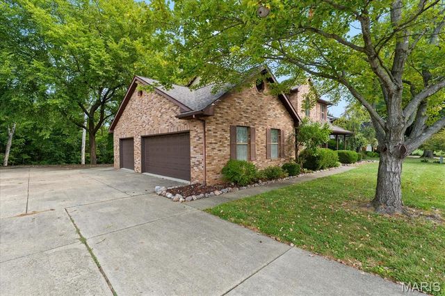 1245 Tanglewood Trace, O'fallon, IL 62269