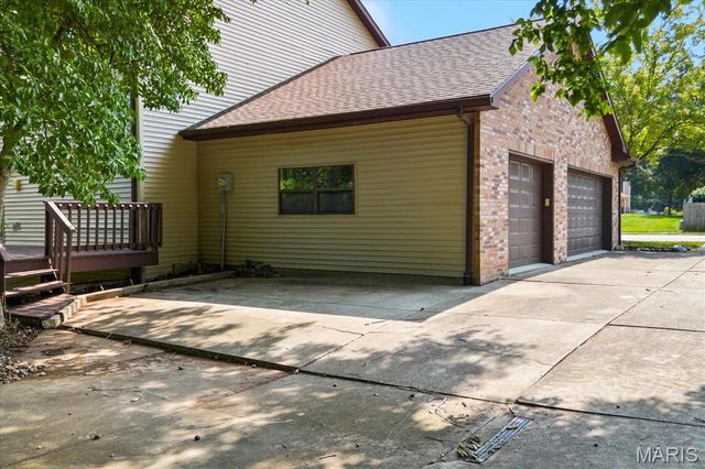 1245 Tanglewood Trace, O'fallon, IL 62269