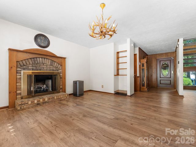 40 Country Bear Lane, Flat Rock, NC 28731
