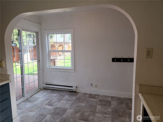 2902 Dover Street, Longview, WA 98632