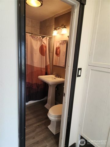 2902 Dover Street, Longview, WA 98632