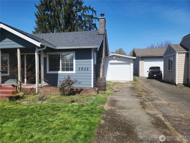 2902 Dover Street, Longview, WA 98632