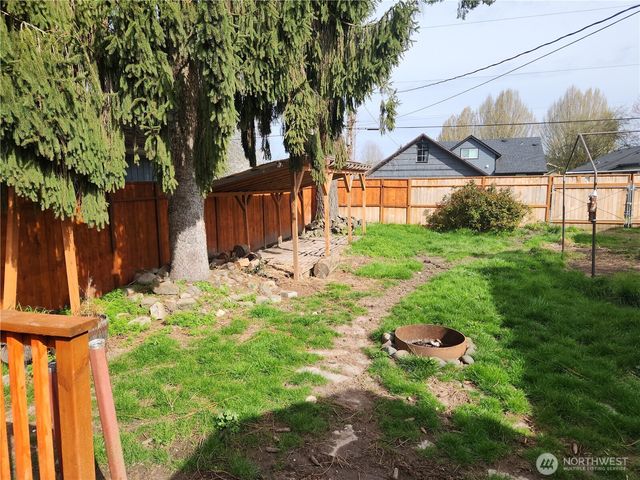 2902 Dover Street, Longview, WA 98632