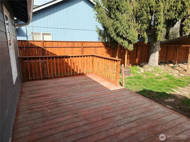 2902 Dover Street, Longview, WA 98632