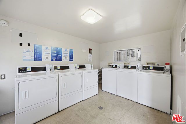 412 Union Drive, Los Angeles, CA 90017