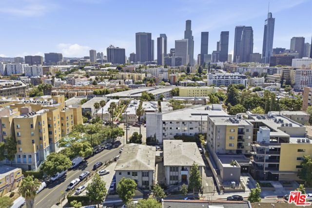 412 Union Drive, Los Angeles, CA 90017