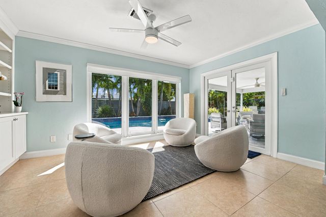 4230 NE 19TH Avenue, Oakland Park, FL 33308