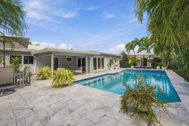 4230 NE 19TH Avenue, Oakland Park, FL 33308