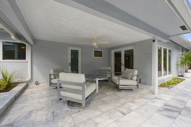 4230 NE 19TH Avenue, Oakland Park, FL 33308