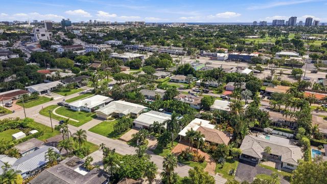 4230 NE 19TH Avenue, Oakland Park, FL 33308