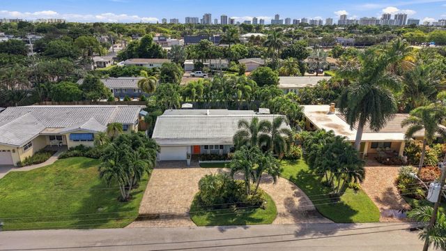 4230 NE 19TH Avenue, Oakland Park, FL 33308